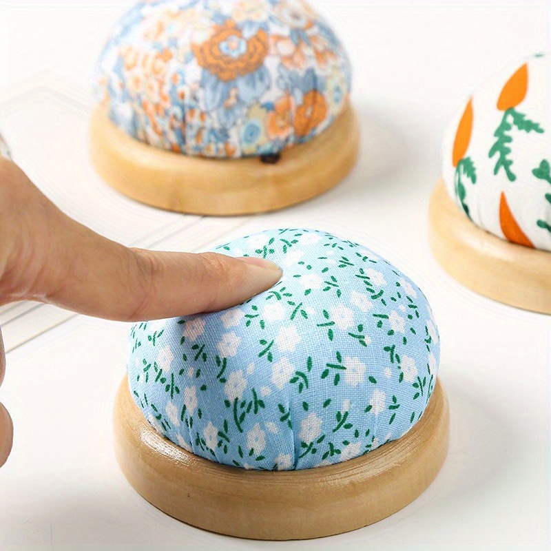 1Pc Ramdon 컬러 우드 스탠드 천 바늘 핀 쿠션 - Sewing Pin Cushion 리뷰 및 가격